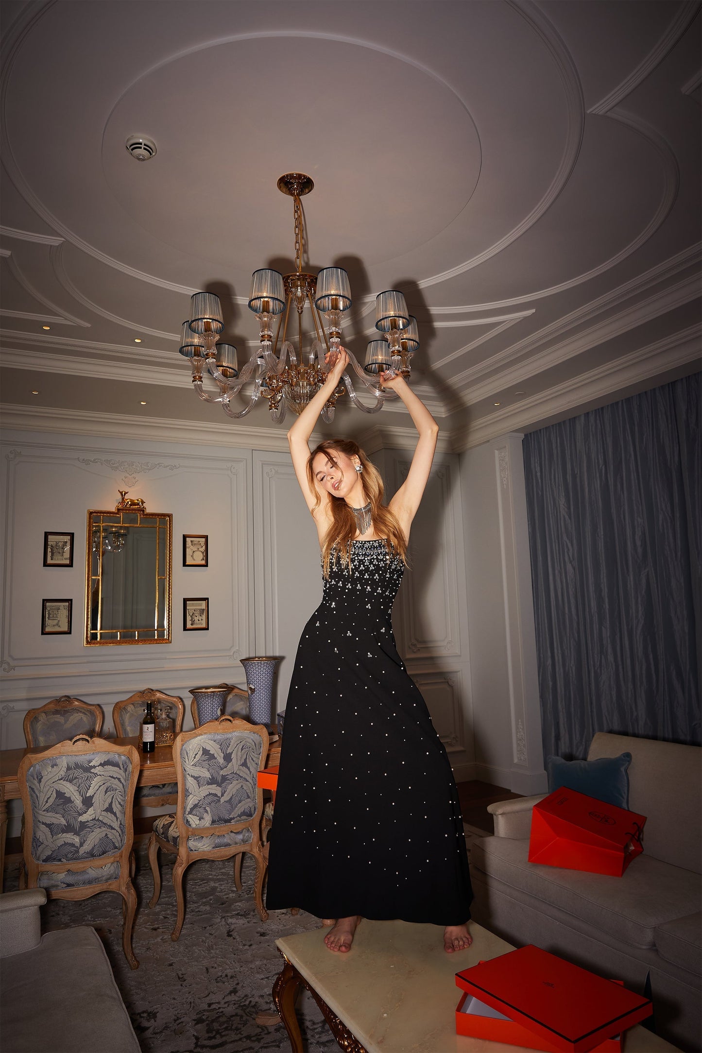 Elegant Siyah İşlemeli Maxi Elbise