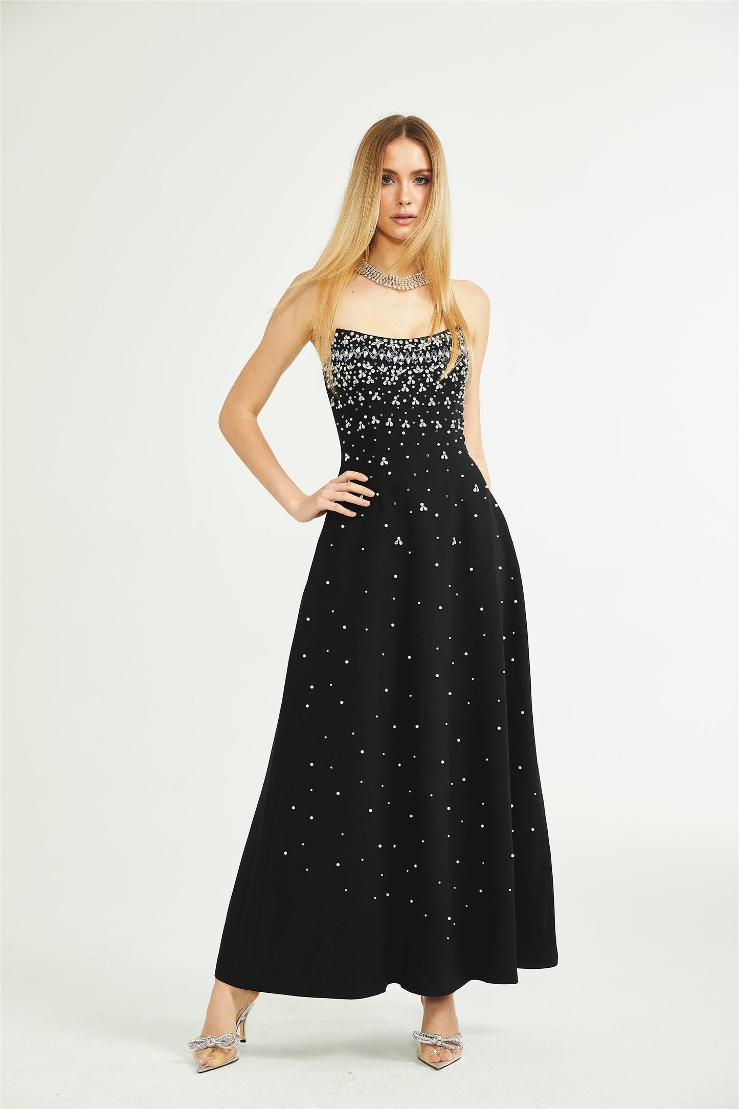 Elegant Siyah İşlemeli Maxi Elbise