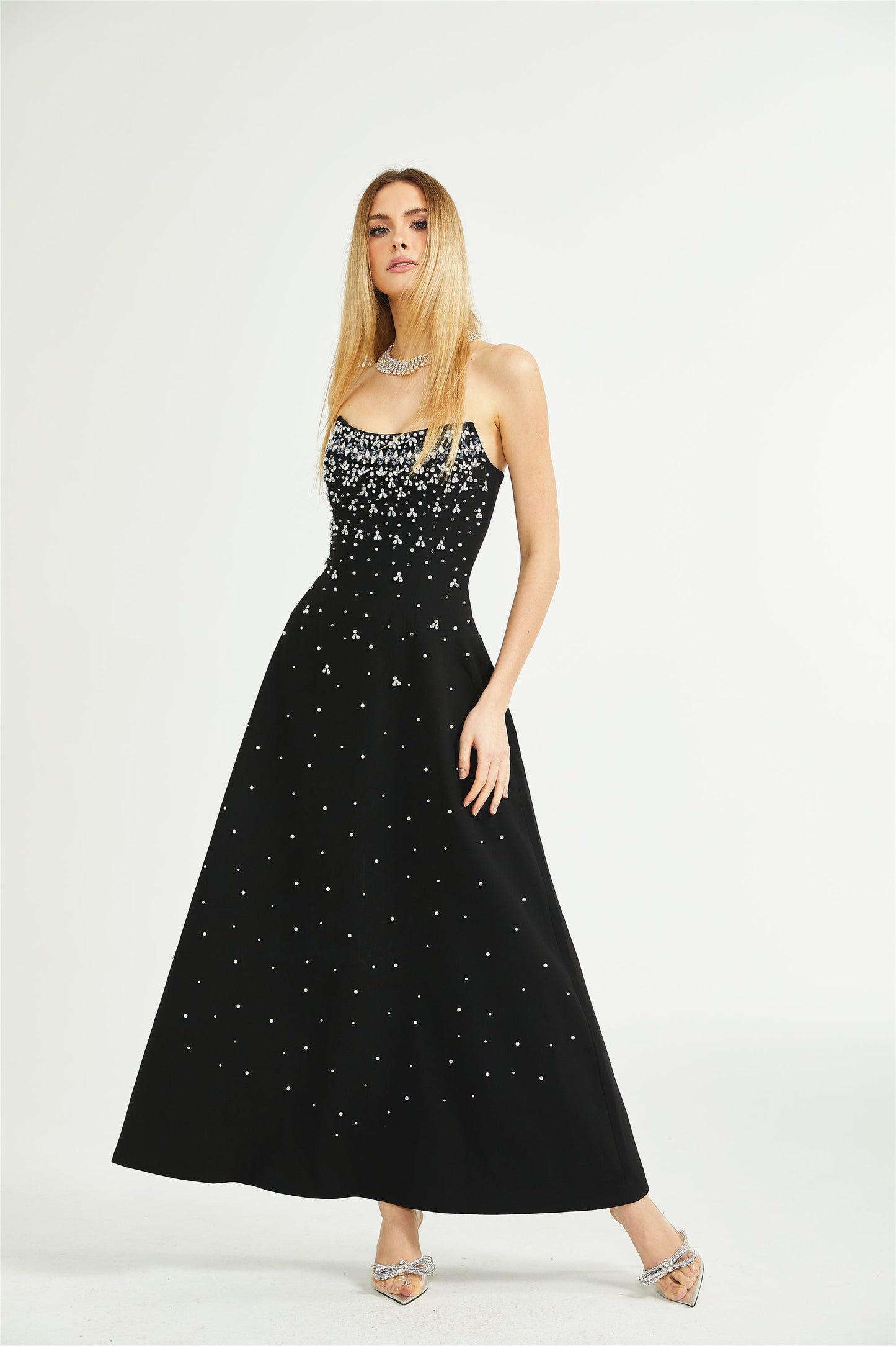 Elegant Siyah İşlemeli Maxi Elbise