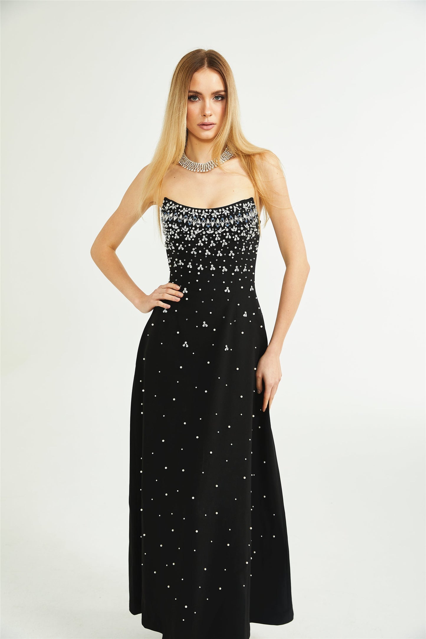 Elegant Siyah İşlemeli Maxi Elbise