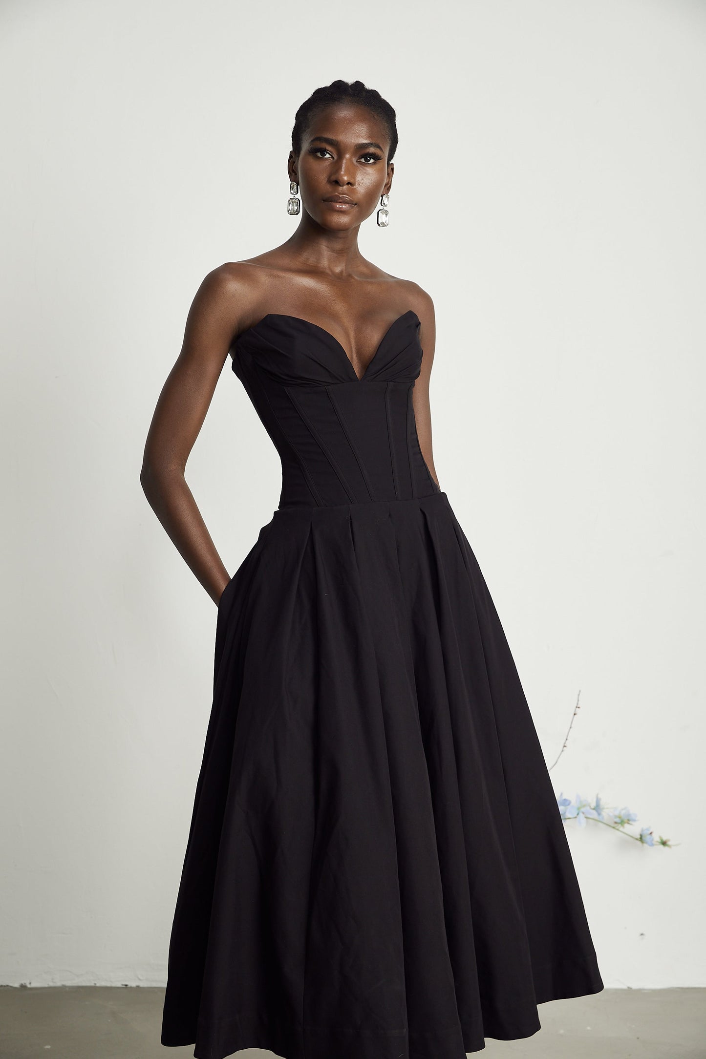 Straplez korse midi elbise