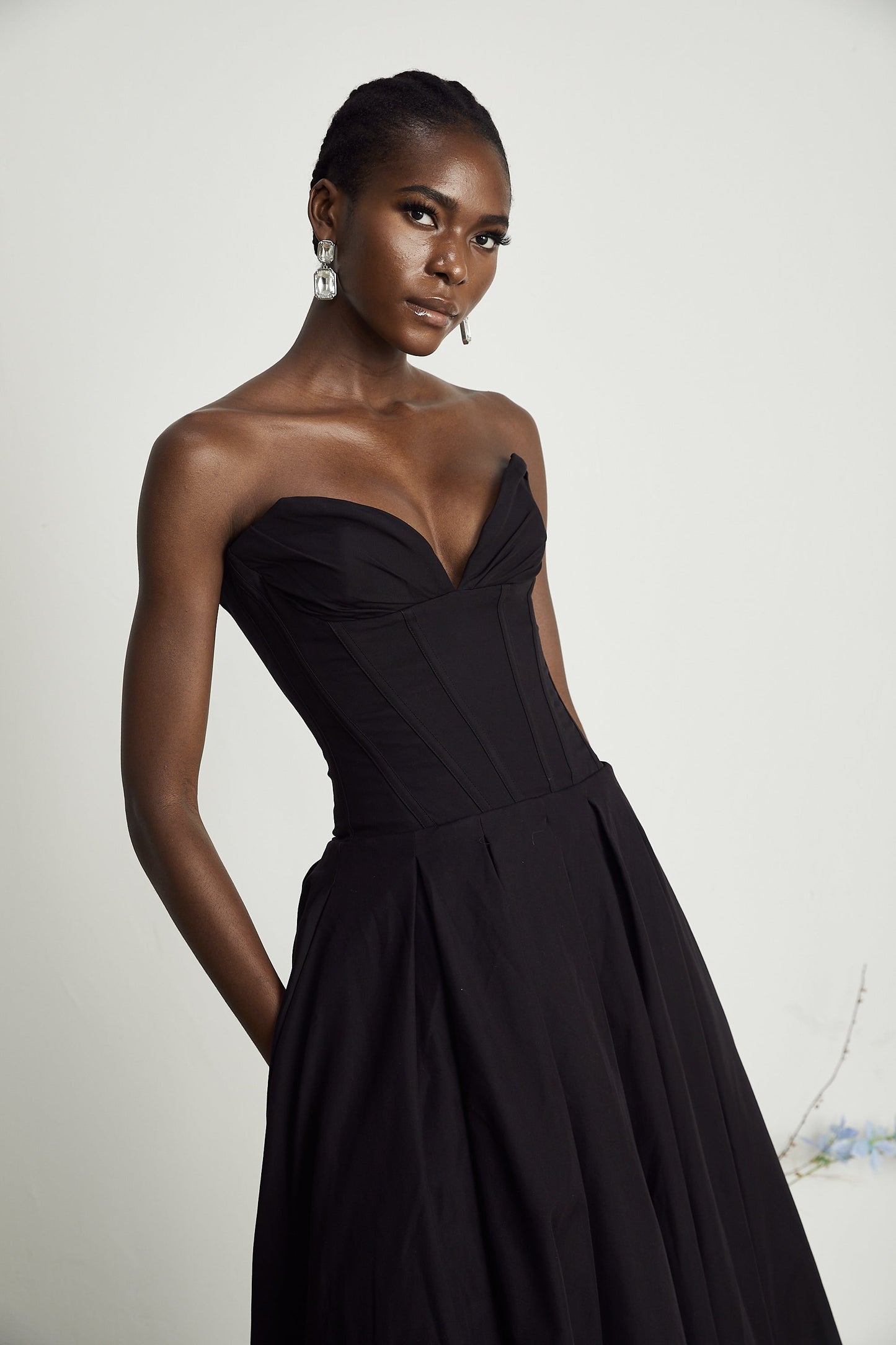 Straplez korse midi elbise