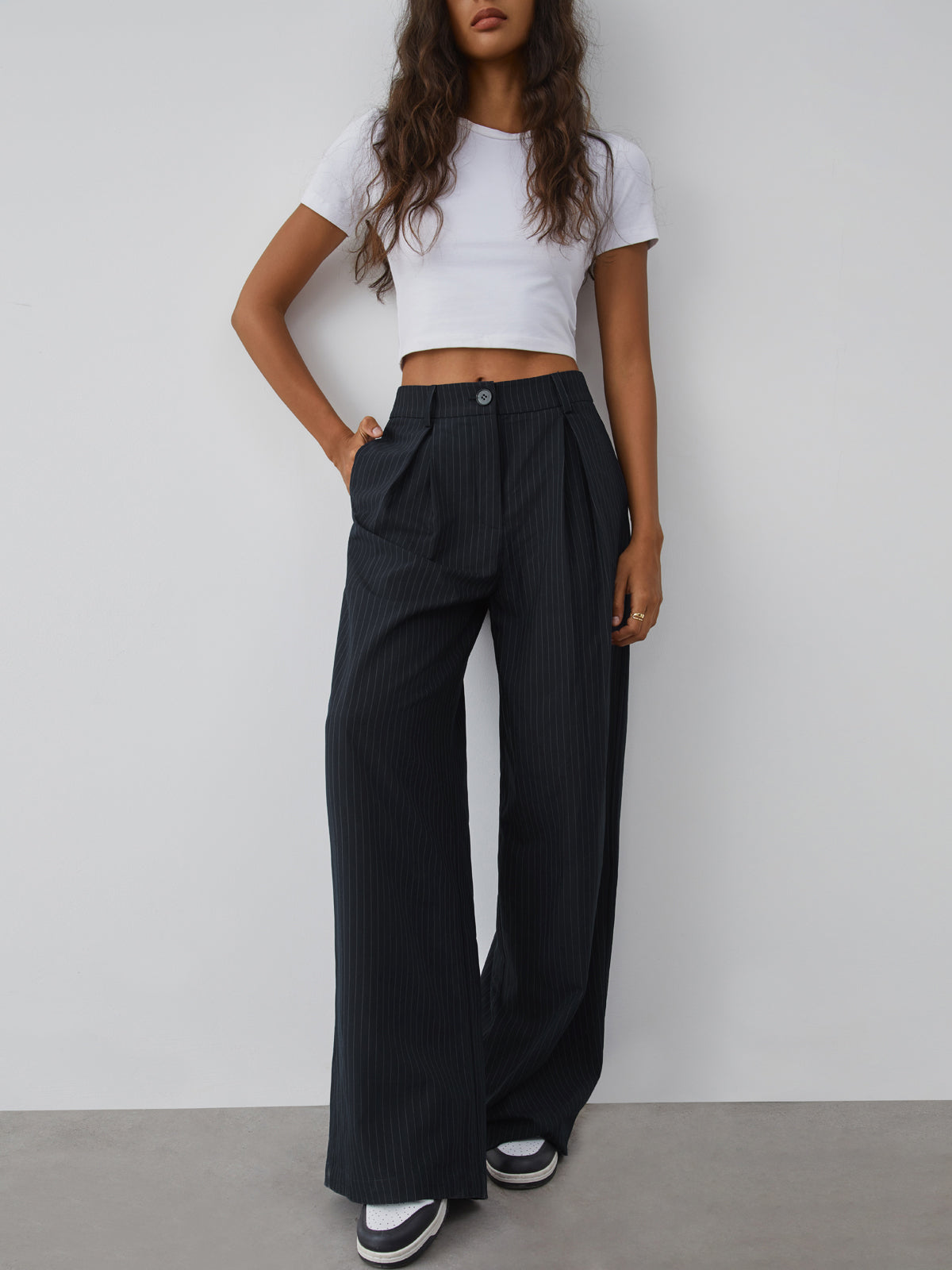 Shock Value Pinstripe Geniş Paça Pantolon