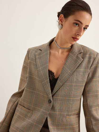 Kareli Düğmeli Yırtmaçlı Blazer
