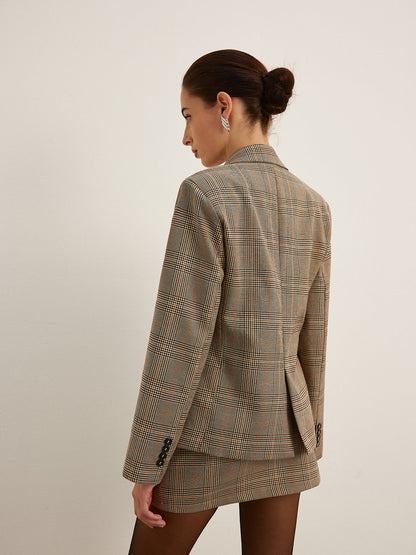 Kareli Düğmeli Yırtmaçlı Blazer